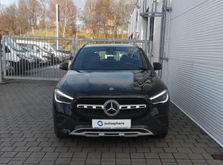 Mercedes-Benz - GLA