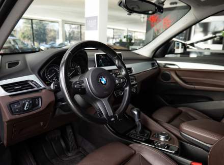 BMW - X1