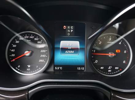 Mercedes-Benz - V-class