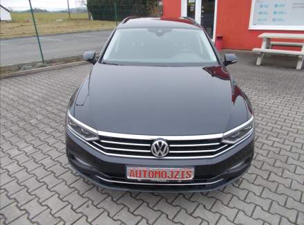 Volkswagen - Passat