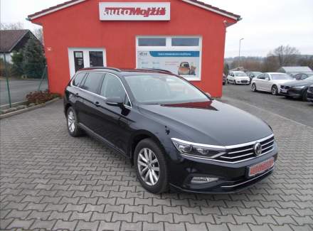 Volkswagen - Passat