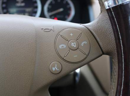 Mercedes-Benz - C-class