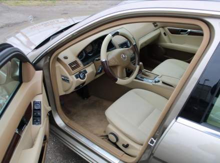 Mercedes-Benz - C-class