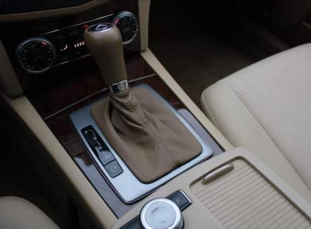 Mercedes-Benz - C-class