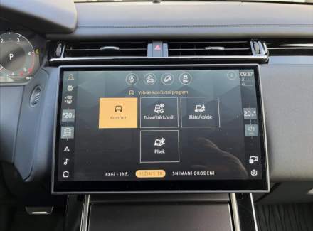 Land Rover - Range Rover Velar