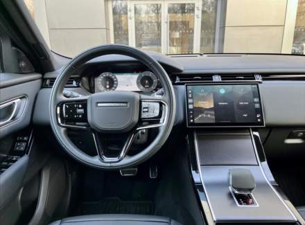 Land Rover - Range Rover Velar