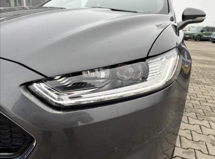 Ford - Mondeo