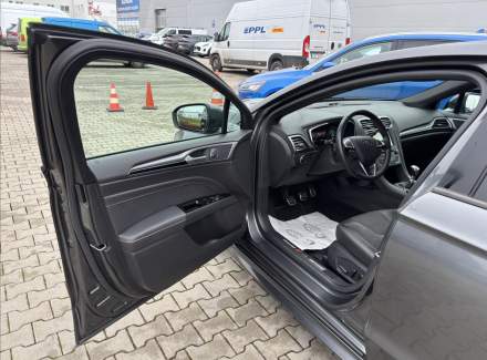 Ford - Mondeo