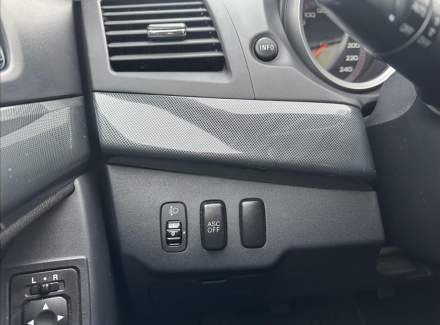 Mitsubishi - Lancer