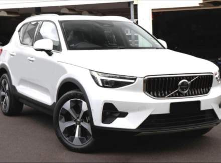 Volvo - XC40