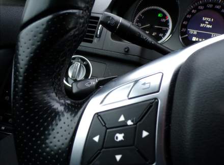 Mercedes-Benz - C-class