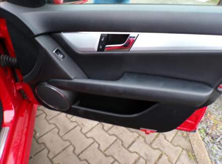 Mercedes-Benz - C-class