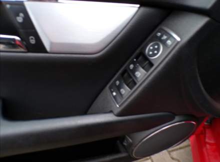 Mercedes-Benz - C-class