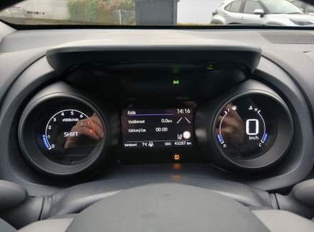 Toyota - Yaris Cross