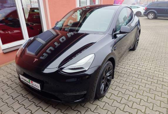 Tesla - Model Y