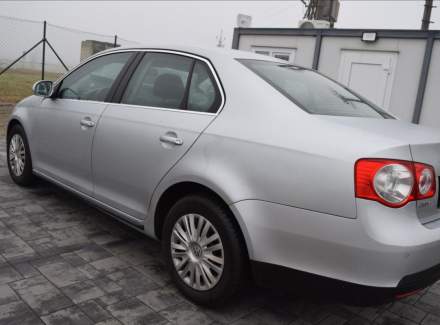 Volkswagen - Jetta