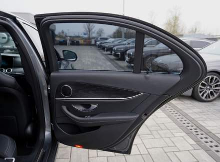 Mercedes-Benz - E-class