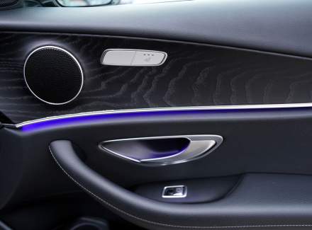 Mercedes-Benz - E-class