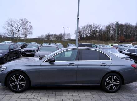 Mercedes-Benz - E-class