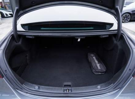 Mercedes-Benz - E-class