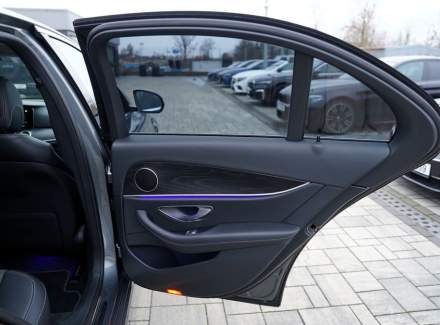 Mercedes-Benz - E-class