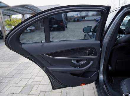Mercedes-Benz - E-class