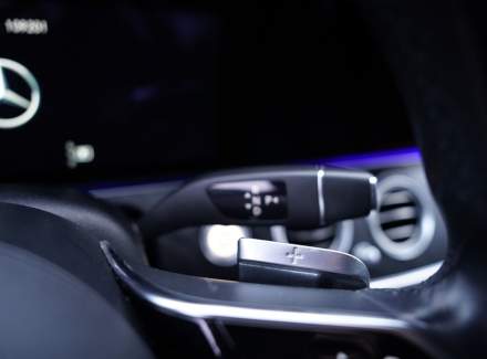 Mercedes-Benz - E-class