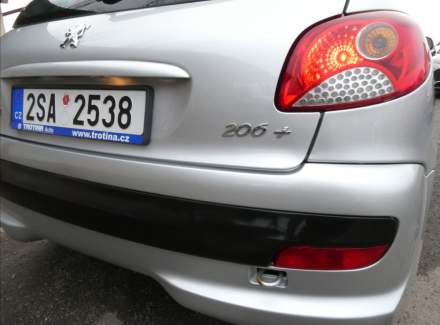 Peugeot - 206