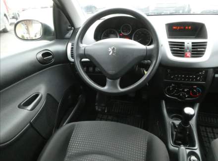 Peugeot - 206