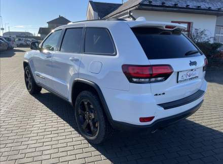 Jeep - Grand Cherokee