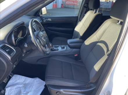 Jeep - Grand Cherokee