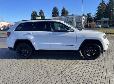 Jeep - Grand Cherokee