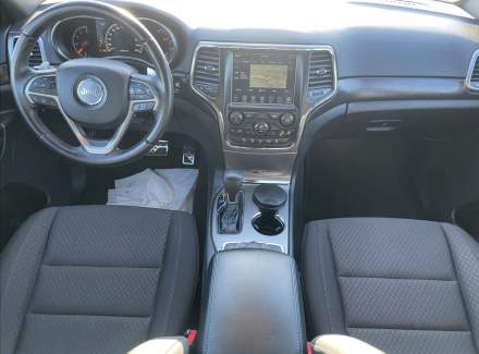 Jeep - Grand Cherokee