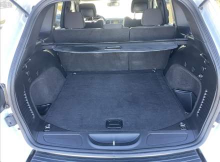 Jeep - Grand Cherokee