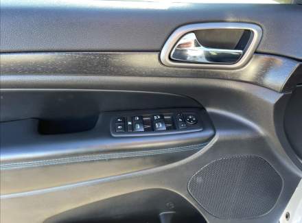 Jeep - Grand Cherokee