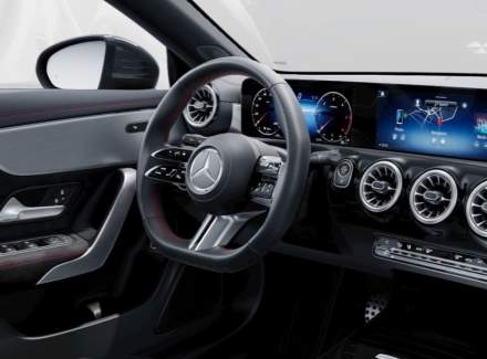Mercedes-Benz - CLA