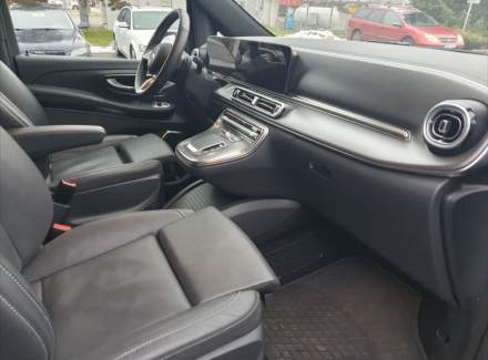 Mercedes-Benz - V-class