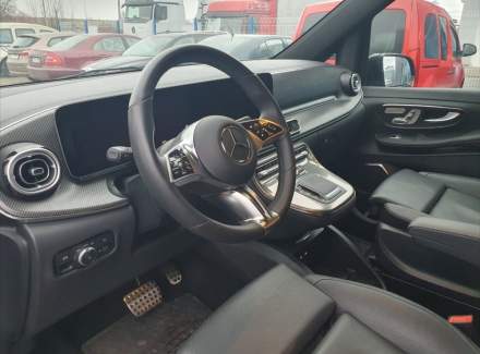 Mercedes-Benz - V-class