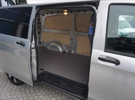 Mercedes-Benz - Vito
