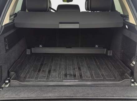 Land Rover - Range Rover