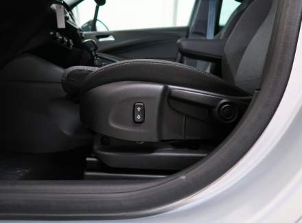 Opel - Crossland X