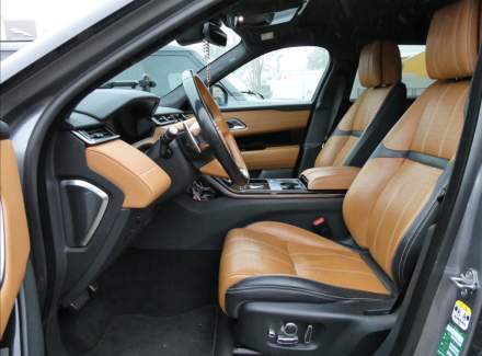 Land Rover - Range Rover Velar