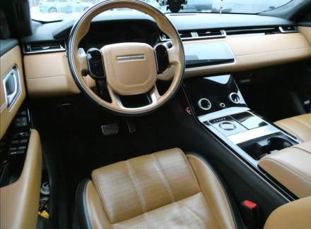 Land Rover - Range Rover Velar