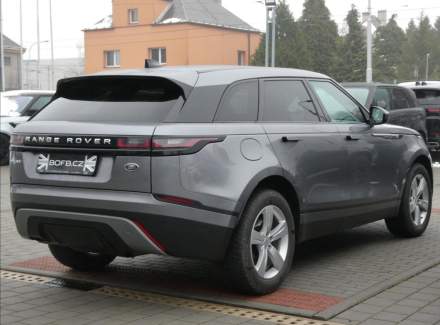 Land Rover - Range Rover Velar