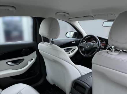 Mercedes-Benz - C-class