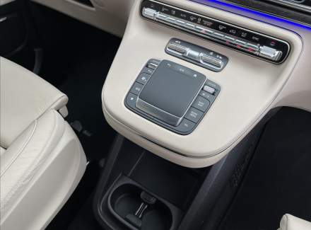 Mercedes-Benz - V-class