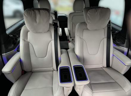 Mercedes-Benz - V-class