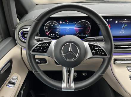 Mercedes-Benz - V-class