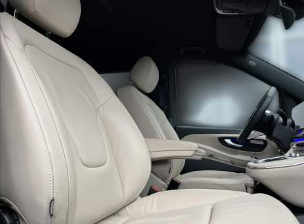 Mercedes-Benz - V-class