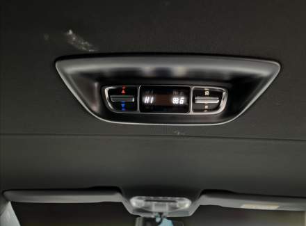 Mercedes-Benz - V-class